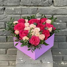 Цветочная композиция из Розы в коробке #REPLACE_PRED# Юрлово