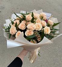Букет Кремовые розы Латте в Юрлово