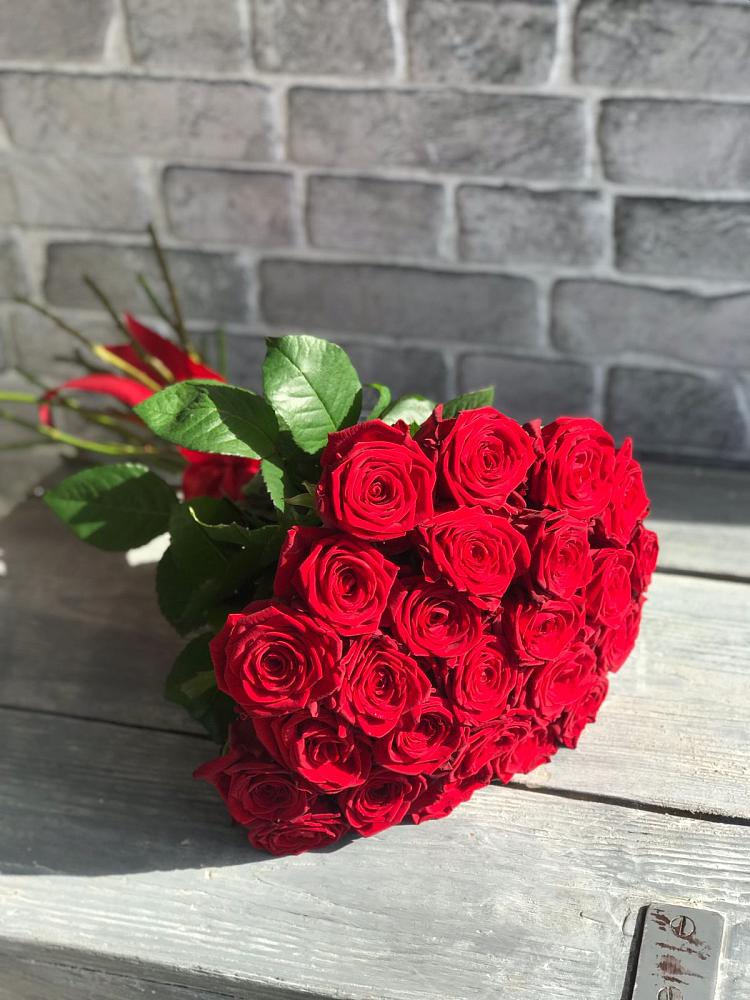 Букет Красные розы Фридом в Юрлово
