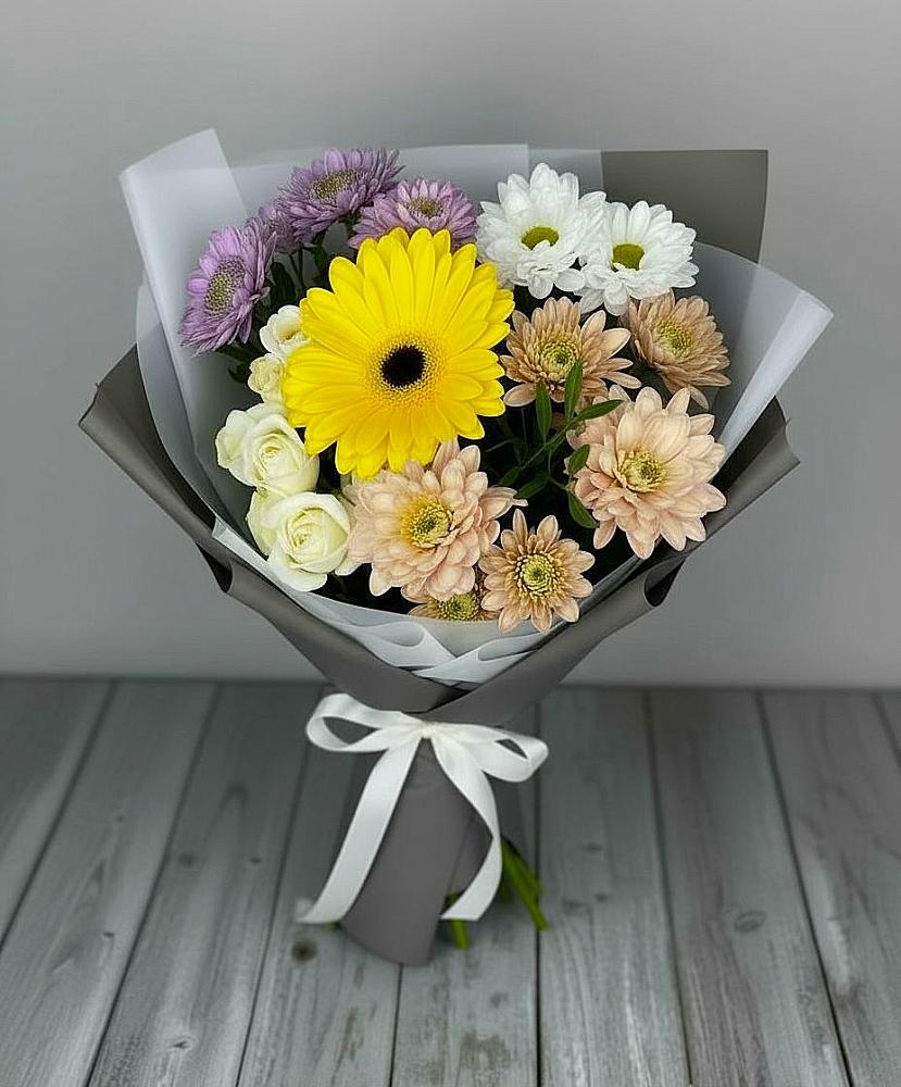 Букет цветов из: Розы, Герберы и Хризантемы в Юрлово