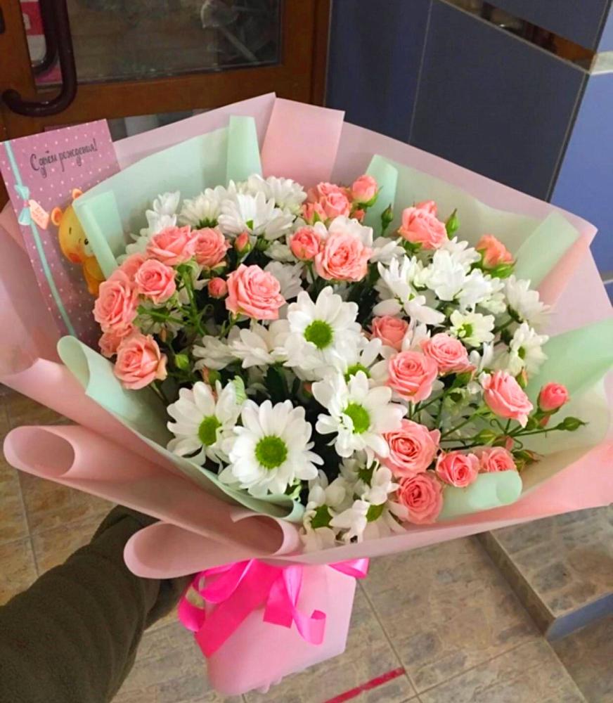 Букет цветов из: Розы и Хризантемы в Юрлово