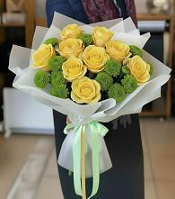 Букет цветов из:  Хризантемы и Розы в Юрлово