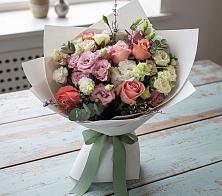 Букет цветов из:  Розы, Лизиантусы и Гвоздики в Юрлово