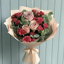 Букет цветов из:  Гвоздики и Розы в Юрлово