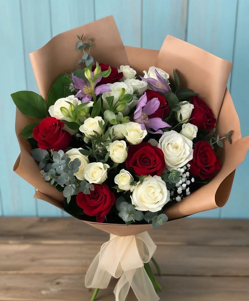Букет цветов из: Розы и Альстромерии в Юрлово