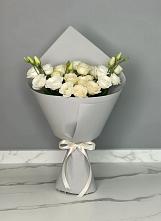 Букет цветов из:  Розы и Лизиантусы в Юрлово